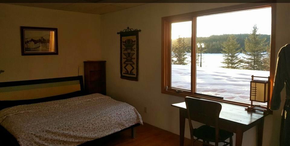 Wettstone Guest Ranch Bed & Breakfast Bridge Lake Room photo