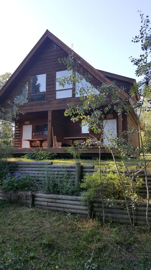 Wettstone Guest Ranch Bed & Breakfast Bridge Lake Exterior photo